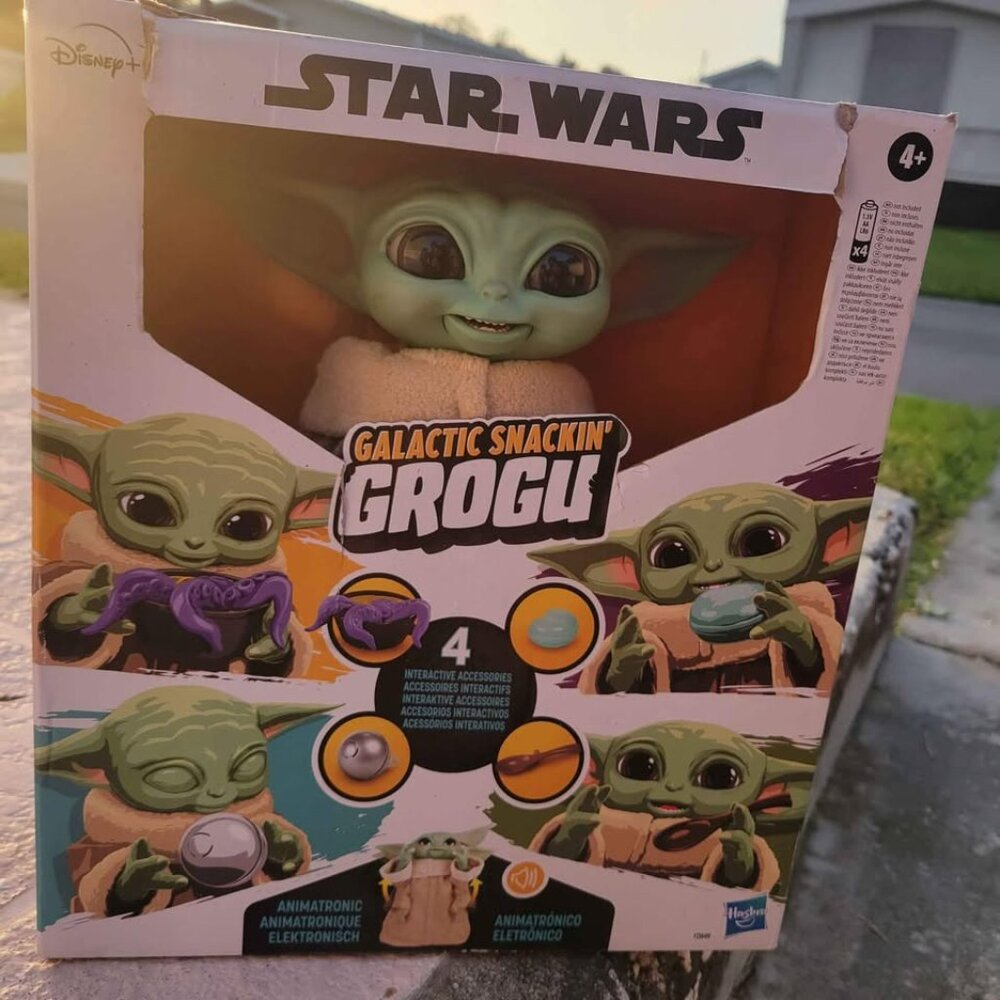 Galatic Snackin' Grogu